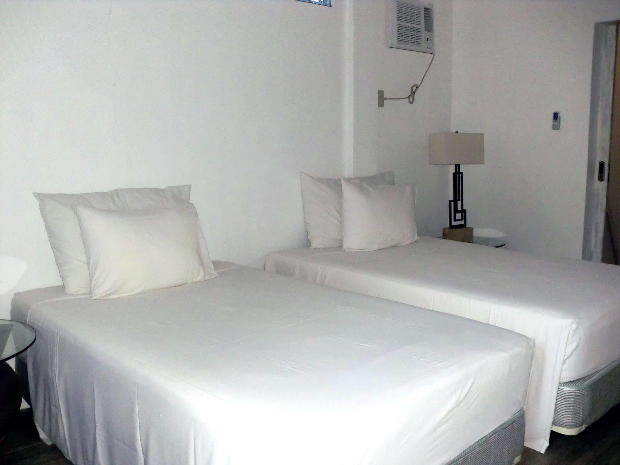 Hoyohoy Villas Resort Santa Fe  Ngoại thất bức ảnh